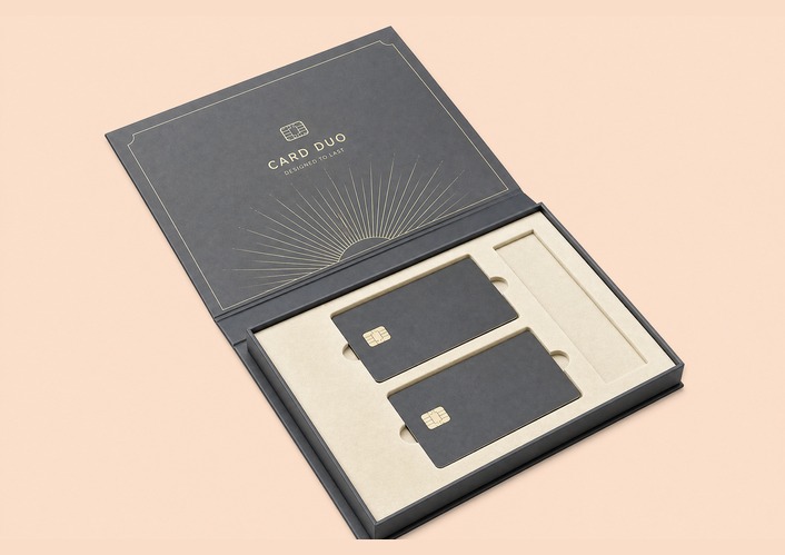 credit card boxes with logo